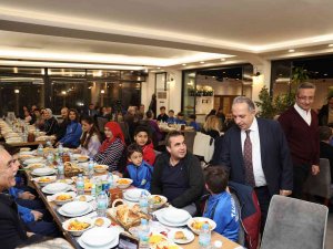 Başkan Yalçın’dan Tebrik Ve Kaynaşma Toplantısı