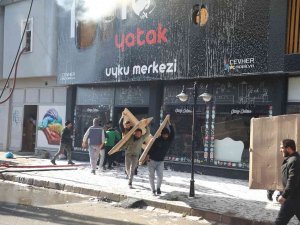 Mobilyacılar Çarşısında Faciadan Dönüldü