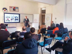 24 Günde 164 Mesleki Okul Öğretmenine Eğitim Verildi