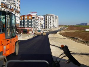 Altınşehir Mahallesi’nde Asfalt Çalışması