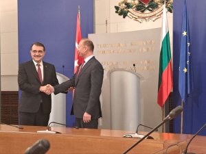 Türkiye İle Bulgaristan Doğal Gaz Alanında İş Birliği Anlaşması İmzaladı
