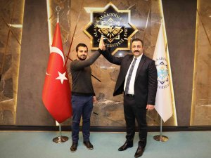 Çak Mobil Uygulamasına Rektör Kalan’dan Destek