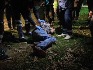 "Bununla İşimiz Var" Deyip Bıçakladı