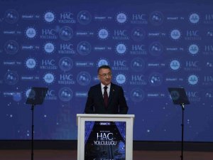 Cumhurbaşkanı Yardımcısı Oktay’dan Hac Kontenjanları Hakkında Açıklama