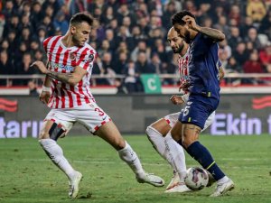 Spor Toto Süper Lig: Ft Antalyaspor: 1 - Fenerbahçe: 2 (Maç Sonucu)
