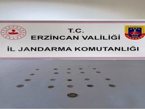 Erzincan’da 21 Adet Gümüş Sikke Ele Geçirildi