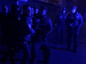 Eşini Evde Bulamadı, Av Tüfeği İle Rastgele Ateş Açtı