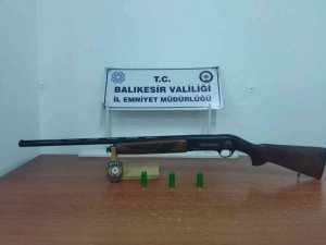 Balıkesir’de Polisten Huzur Operasyonu: 25 Gözaltı