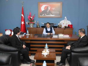 Vali Çiçek’ten Yeşilhisar’da Hem Açılış Hem Ziyaret