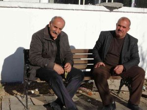 Her Sene 1 Metre Karın Olduğu Yüksekova’da Bu Sene Bahar Yaşanıyor