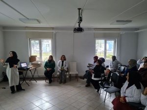 Serviks Kanseri Ve Sağlıklı Beslenme Eğitimi