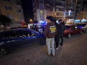 Kadın Müşteriyi Rahatsız Eden Şahsa Meydan Dayağı