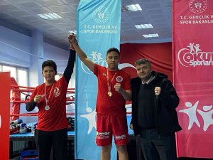 Kick Boksta Köyceğizli Yaman İl Birincisi Oldu