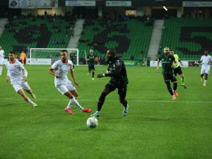 Sakaryaspor’da Goller Kassongo, Asistler Nalepa’dan