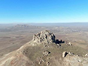 Tarihin Değişimine Şahit Oldu, Şimdiyse Definecilere Yeniliyor