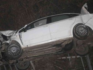 Edirne’de Otomobil Köprüden Uçtu: 3’ü Çocuk 5 Yaralı