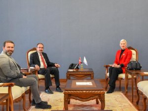 Rektör Beydemir Ve Başkan V. Şubaşı Bir Araya Geldi