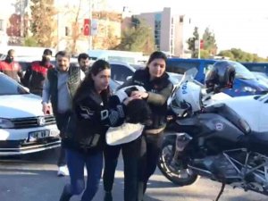 Erkek Arkadaşını Bıçakla Öldüren Kadın Tutuklandı