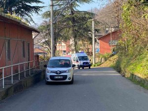 56 Yaşındaki Adam Evinde Ölü Bulundu