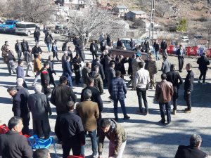 Hayatını Kaybeden Güvenlik Korucusu Toprağa Verildi