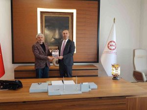 Tümay: "5 Ocak Bizlere Bırakılan Mirası Ve Sorumluluğu Hatırlama Günüdür"