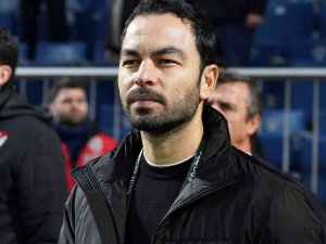 Selçuk İ̇nan, İlk Galibiyetini Aldı