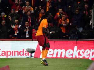 Bafetimbi Gomis Bu Sezonki 9. Golünü Attı