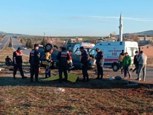 Gaziantep’te Öğrenci Servisi İle Bir Araç Çarpıştı: 1 Ölü, 12 Yaralı