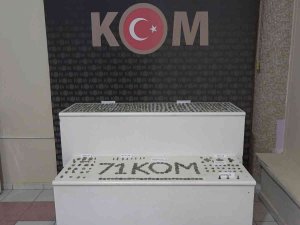 Osmanlı Ve Roma Dönemlerine Ait Yüzlerce Tarihi Eser Ele Geçirildi: Aralarındaki O Mühür Dikkat Çekti