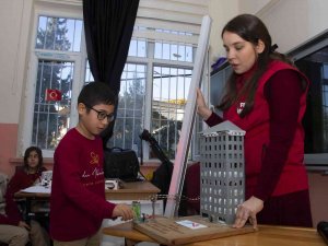 Öğrencilere "Enerji Verimliliği Ve Tasarrufu" Eğitimi