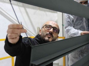 Eskişehir’de Kurduğu İş İle Dünyaya Açıldı