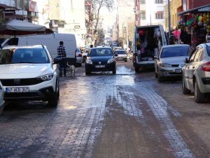 Mazıdağı’nda Cadde Ve Sokaklarda Yolların Bozuk Olması Vatandaşı Bezdirdi
