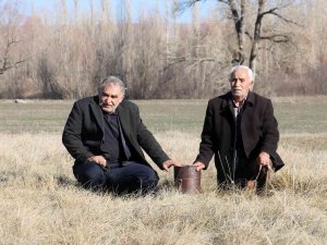 Köy Sakinleri ’Petrol Yok’ Denilip Kapatılan Kuyuda Yeniden Sondaj Yapılmasını İstiyor
