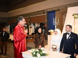 Kartepe’de 816 Çift Mutluluğa "Evet" Dedi