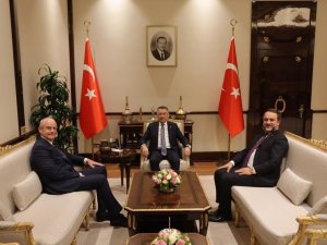 Cumhurbaşkanı Yardımcısı Oktay, Alibaba Ceo’su Evans Ve Trendyol Başkanı Çetin’i Kabul Etti