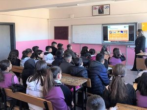 Çivril Belediyesi Çocuklara Çevre Bilinci Aşılıyor