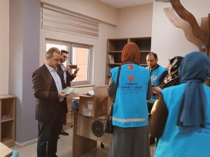 Kış Bayramı Projesiyle Çocukları Sevindirdiler