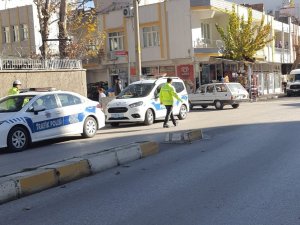 Bisiklet İle Hafif Ticari Araç Çarpıştı: 1 Yaralı