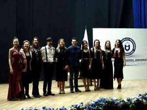 Adü Müzik Öğretmenliği Öğrencileri Şan Resitali Düzenledi