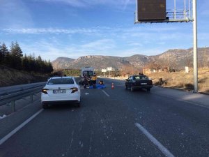 Yolun Karşısına Geçmek İsterken Otomobilin Çarptığı Kadın Hayatını Kaybetti