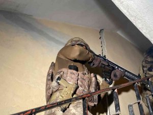 Mersin’de Pkk/kck’ya Gece Operasyonu: 8 Gözaltı Kararı