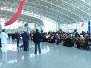 Erzincan’da Umre Yolcuları Dualarla Uğurlandı