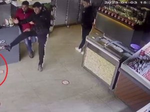 Balıkçıya Giren Atmaca Dehşet Yaşattı: O Anlar Kameraya Yansıdı