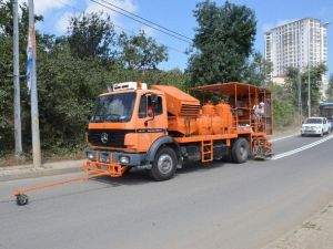 Trabzon Büyükşehir Belediyesi’den Yol Çizgi Çalışması