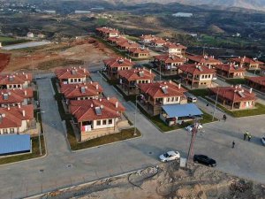 Tarihi Manavgat Yangını Sonrası Yapılan 427 Konutun Anahtarları Sahiplerine Teslim Ediliyor