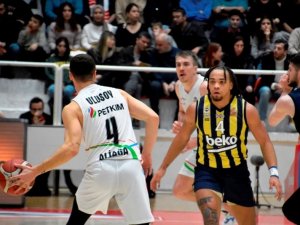 Petkimsporlu Cem, Top Çalma Konusunda Dikkat Çekiyor