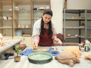 Kadınlar Geleceğine Kültürevleri İle Yön Veriyor