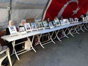 Terör Mağduru Aileler, Bin 222 Gündür Evlatlarını Hdp’den İstiyor