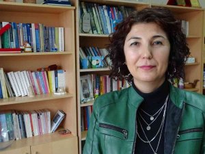 Evli Ve Nişanlılar İnternette Daha Az Vakit Geçiriyor