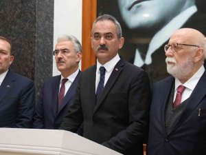 Milli Eğitim Bakanı Özer: “Türkiye’de En Güvenli Yerlerin Okullar Olduğunu Tüm Türkiye’ye Göstermiş Olacağız”